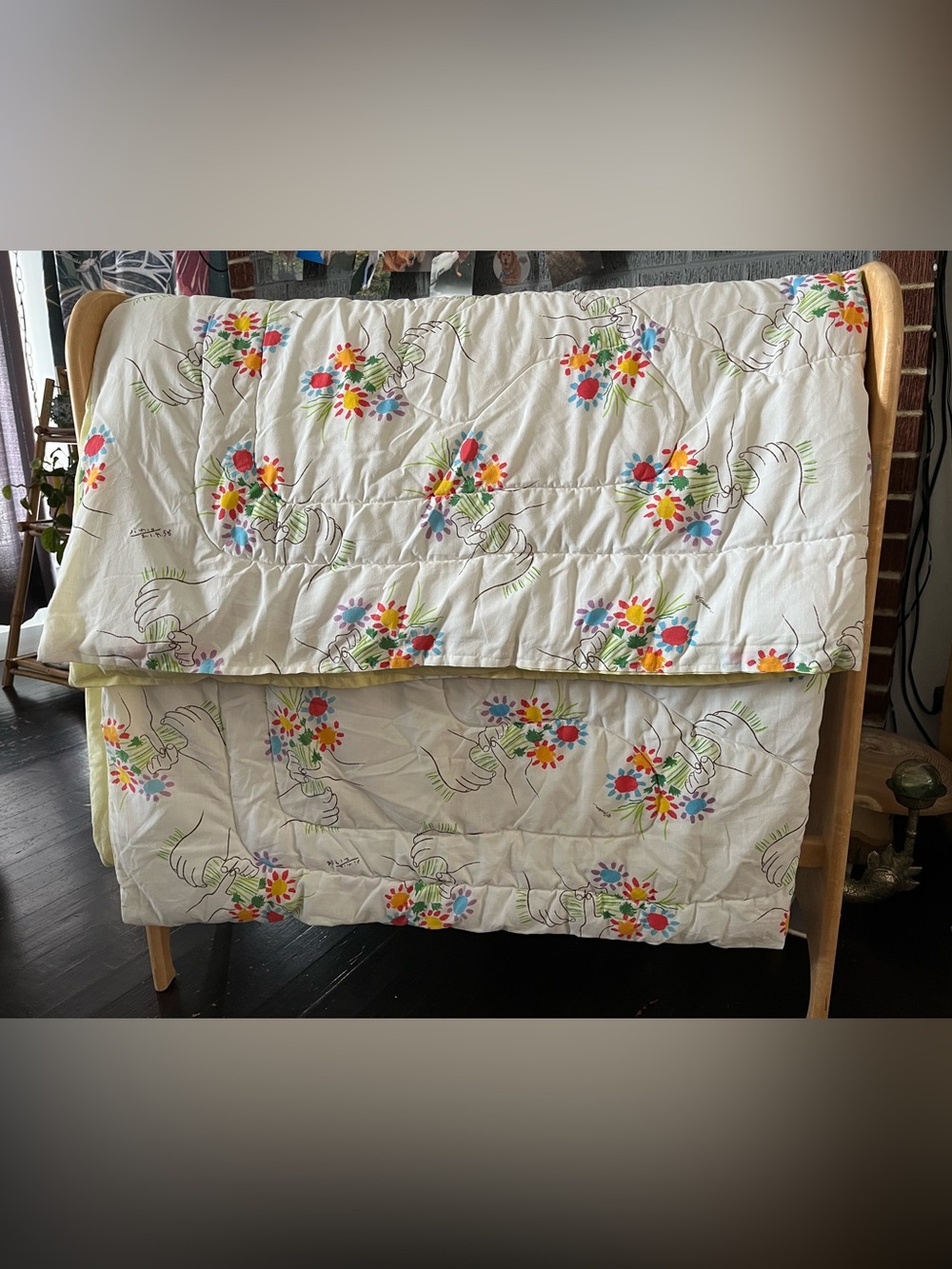 Vintage Picasso Bouquet of Peace Hands Flowers Blanket Quilt Bedding bedspread - Picture 2 of 14